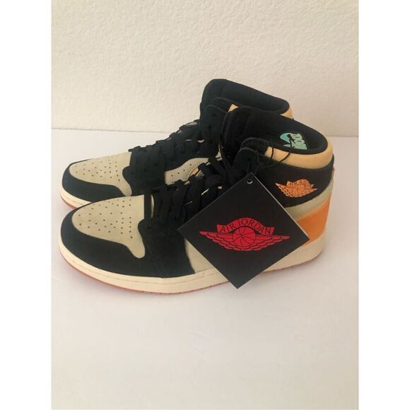 Nike Air Jordan 1 Zoom CMFT 2 Muslin/Celestial Gold-Black Men\'s Size 10 main image 6